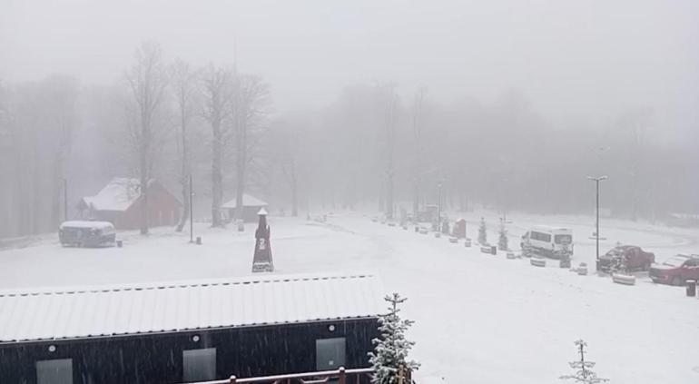 Kuzuyayla Tabiat Parkı beyaza büründü
