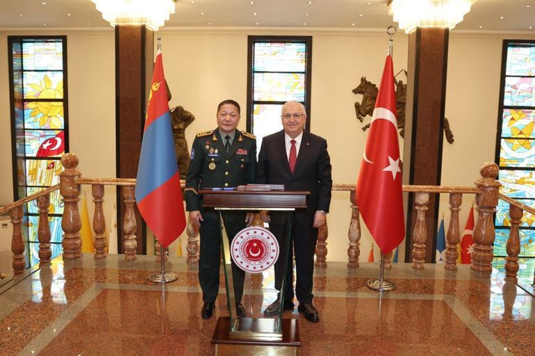 Bakan Güler, Moğolistan Genelkurmay Başkanını kabul etti