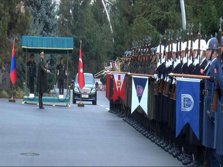 Bakan Güler, Moğolistan Genelkurmay Başkanını kabul etti