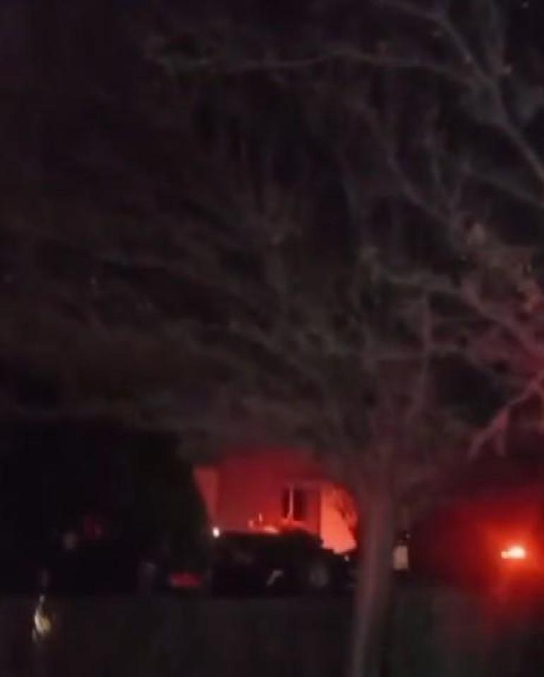 Elazığ’da yalıtım fabrikasında yangın: 16 kişi dumandan etkilendi, 1 itfaiye eri yaralandı