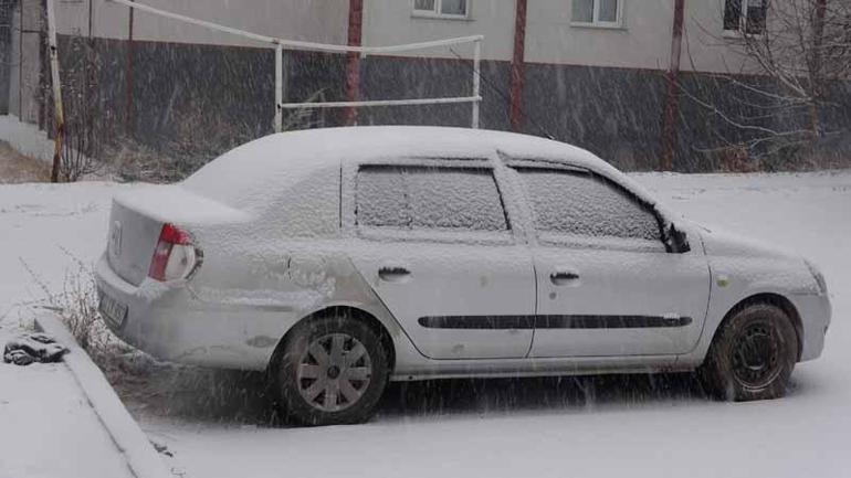 Bitliste kar yağışı