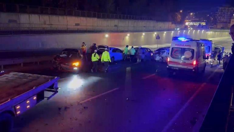 Çekmeköy’de 7 aracın karıştığı zincirleme kaza: 7 kişi yaralandı