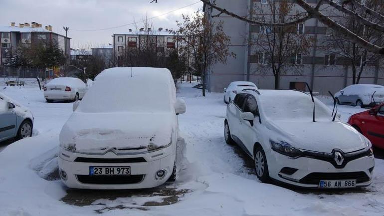 Bitlis merkez ve Güroymak ilçesinde köy okulları ve taşımalı eğitime kar tatili
