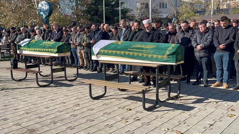 Kübra ile onu boğup intihar eden babası yan yana toprağa verildi