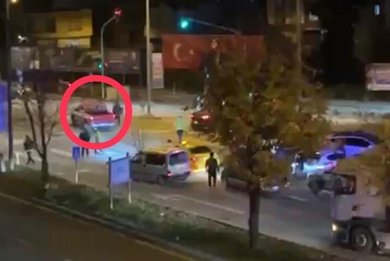 ‘Dur’ ihtara uymayan sürücü, kamyonetinin lastiklerine ateş edilerek yakalandı