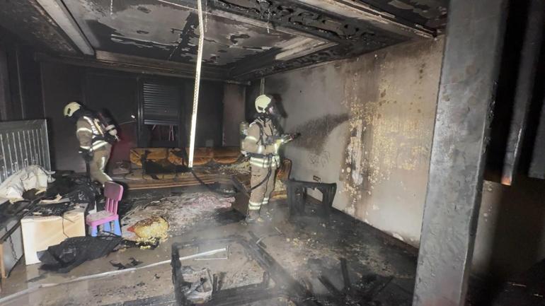 Avcılarda evde çakmakla oynayan çocuklar yangın çıkardı