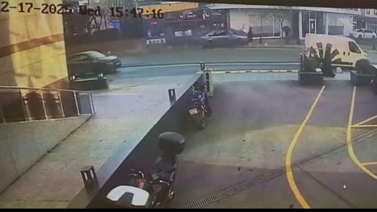 Şişli’de otomobilin yayalara çarptığı kazada ölenlerin isimleri belli oldu; köpeğini gezdirmeye çıkmış