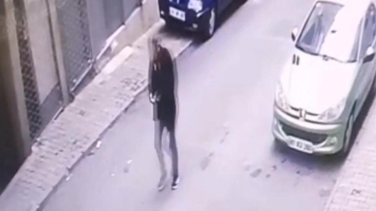 Esenlerde minibüste yankesicilik yapan şüpheli yakalandı