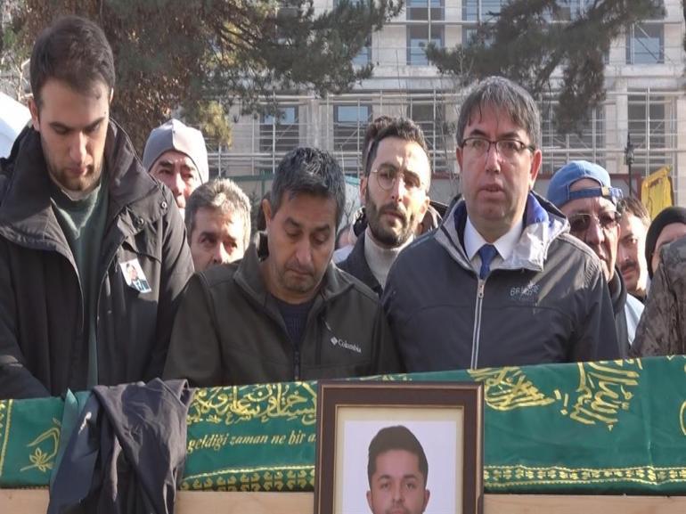 Avukat, duruşmaya giderken kazada yaşamını yitirdi