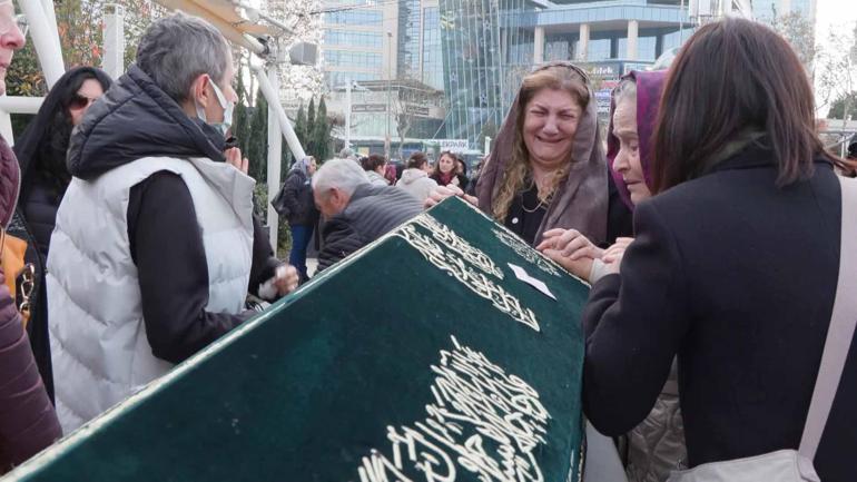 Şişlide trafik kazasında hayatını kaybedenler son yolculuğuna uğurlandı