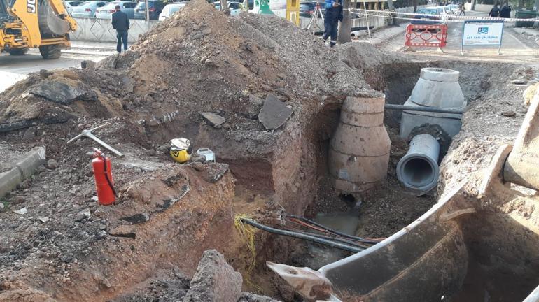 Altyapı çalışmasında doğalgaz hattında sızıntı: 3 sokak ve bir cadde üzerinde kesinti yaşandı