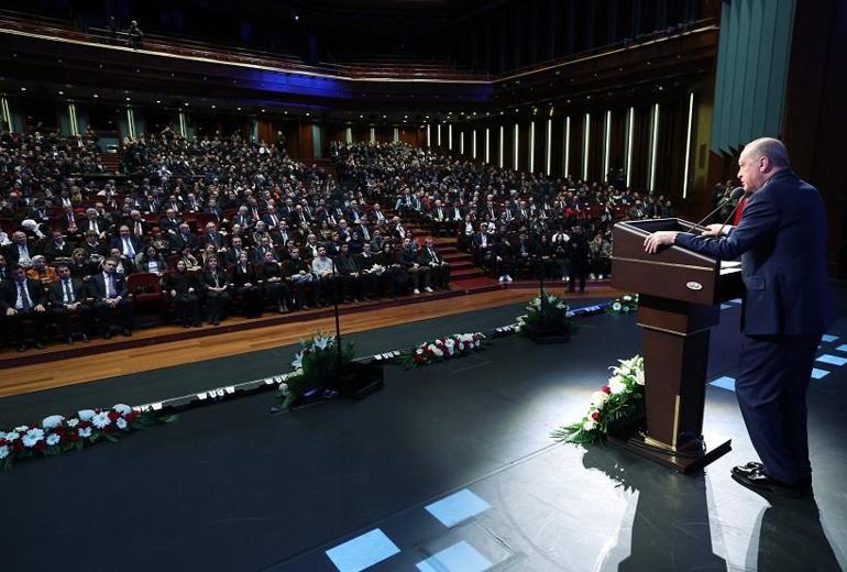Cumhurbaşkanı Erdoğan: Filistin halkının yanında dimdik duruyoruz