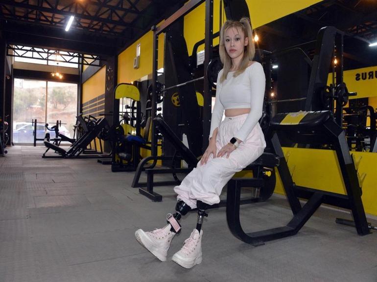 İrem’in bacaklarını kaybettiği kazada TIR şoförü: Arızaya bakmak için indiğimde araç hareket etti