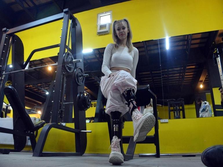 İrem’in bacaklarını kaybettiği kazada TIR şoförü: Arızaya bakmak için indiğimde araç hareket etti