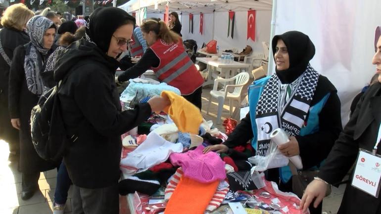 Maltepede Gazzeye yardım için Hayır Çarşısı kuruldu