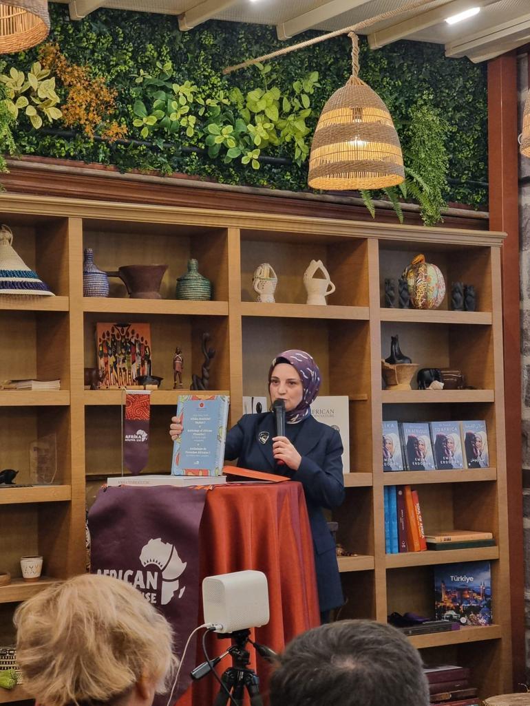 Türkiyenin Afrika Büyükelçileri, Afrika El Sanatları ve Kültür Evini ziyaret etti