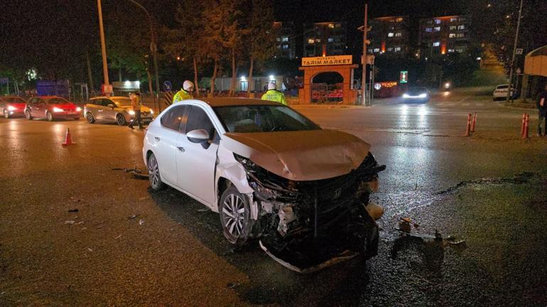 Bursada hatalı U dönüşü kazaya neden oldu: 1 yaralı