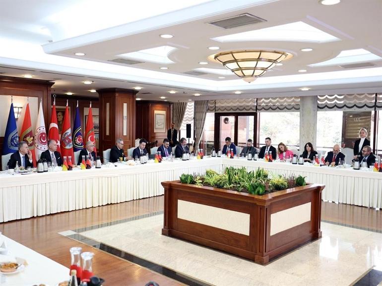 Bakan Güler: Bölgede hiçbir terör oluşumuna müsaade etmeyeceğiz