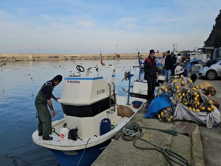 Balıkçılar, Karadenizde umduklarını bulamadı; hamsi dışında çeşit yok