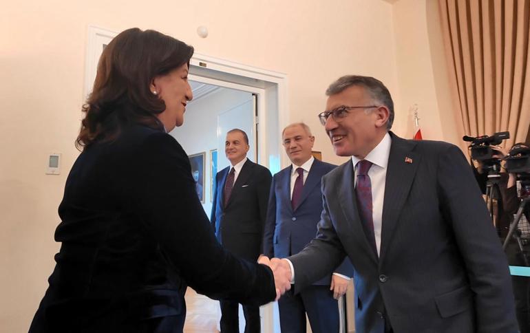 DEM Parti heyetinden AK Partiye ziyaret