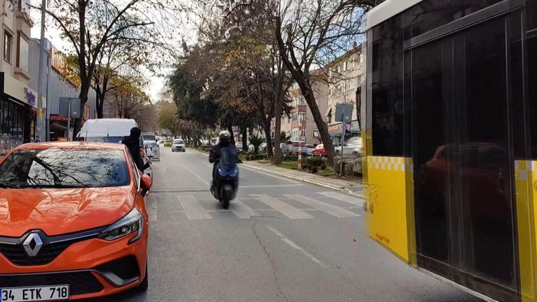 Eyüpsultanda İETT şoförünün tartıştığı bisikletliye çarpıp kaçtığı anlar kamerada