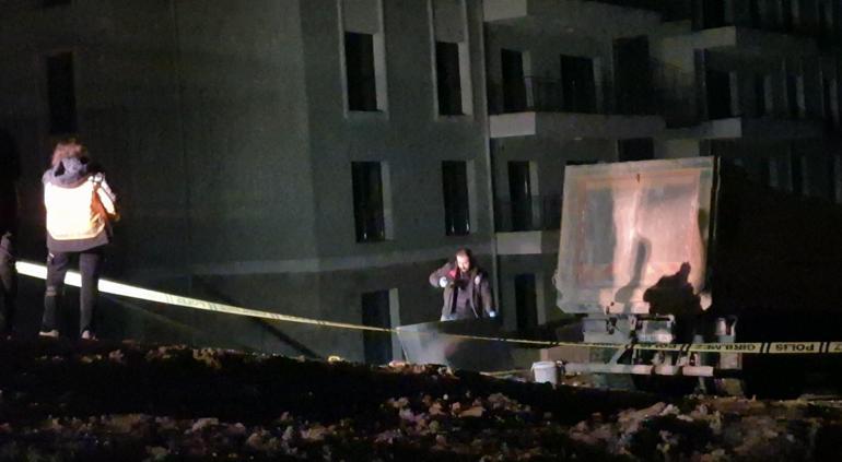 Malatyada şantiye alanında kamyonun altında kalan işçi öldü