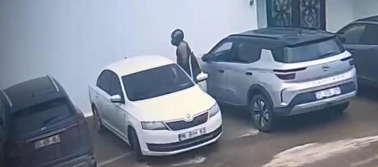 Kaskla girdiği apartman dairesinden 1 milyon 800 bin TL değerinde ziynet eşyası çaldı