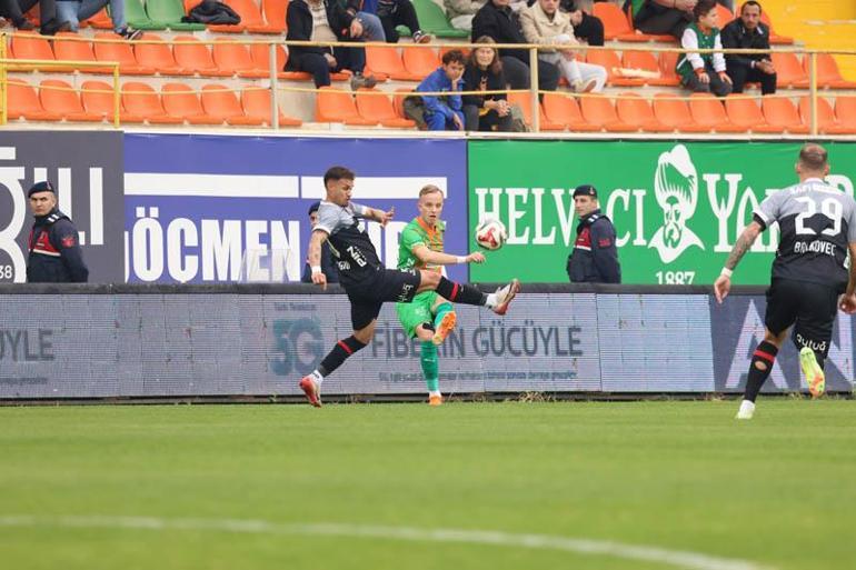 Corendon Alanyaspor - Mısırlı.com.tr Fatih Karagümrük: 2-0