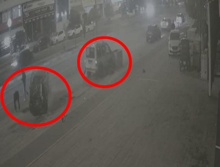 Otomobilin park halindeki hafif ticari araca çarptığı kaza kamerada