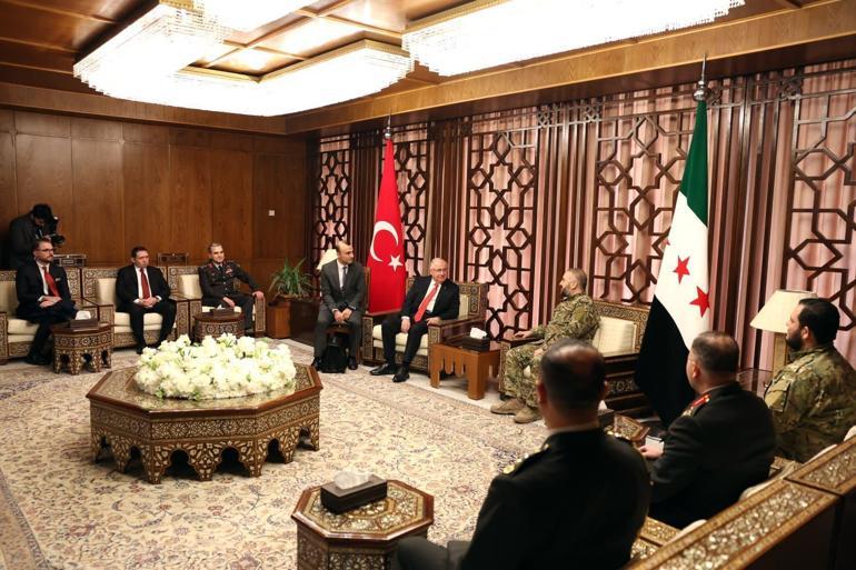 Bakan Güler, Suriye Savunma Bakanı Tümgeneral Ebu Kasra ile bir araya geldi