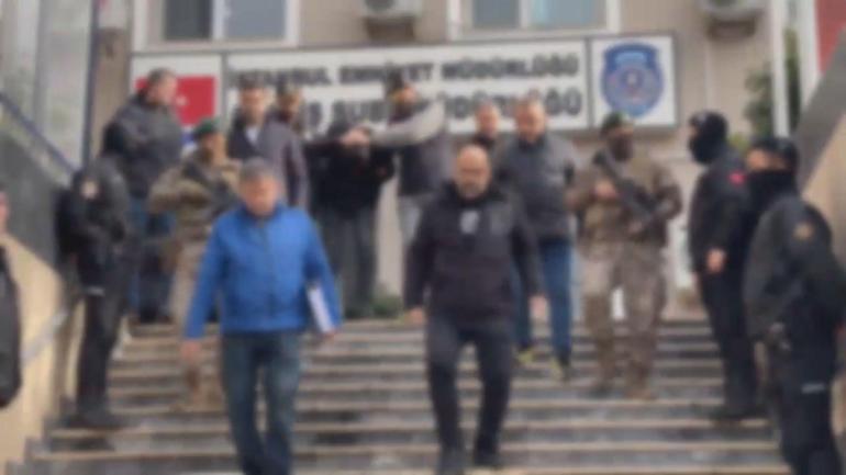 İstanbulda aynı gün işlenen iki farklı cinayete ilişkin 15 şüpheli yakalandı