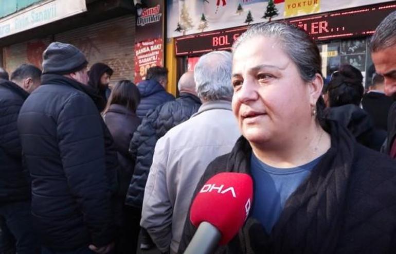 Yılbaşına sayılı günler kaldı; Nimet Abla gişesi önünde yoğunluk arttı