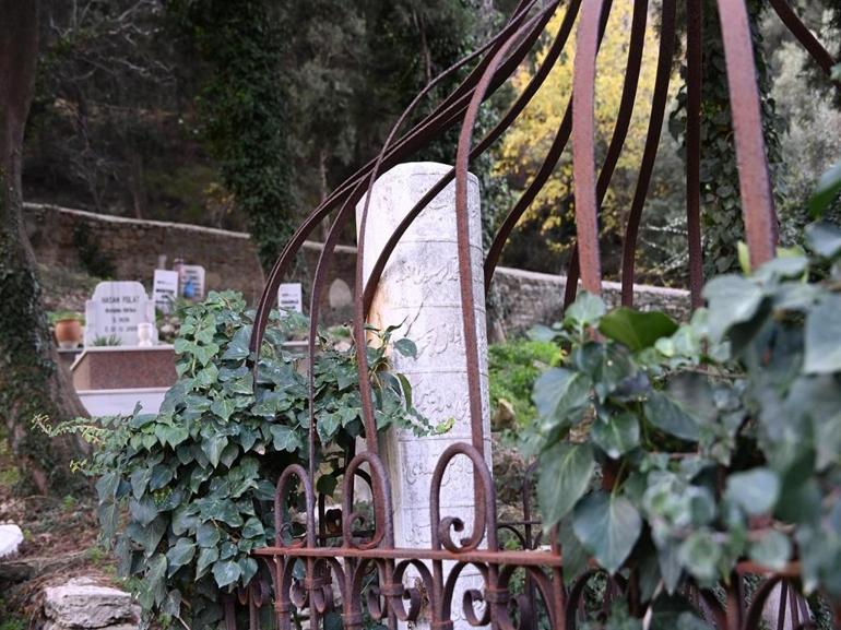 Çanakkalede 124 yıl sonra kabrine ulaşılan Necip Paşa anıldı