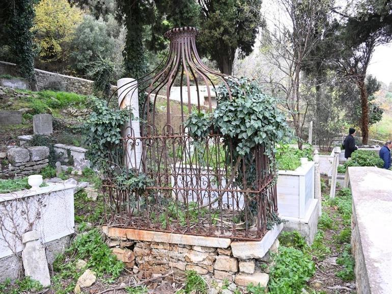 Çanakkalede 124 yıl sonra kabrine ulaşılan Necip Paşa anıldı