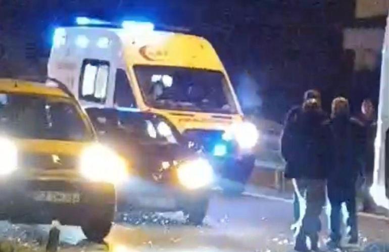 Yolcu otobüsü ile midibüs çarpıştı; 1 yaralı