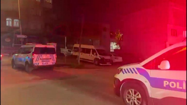 Bursa’da iki grup arasındaki silahlı kavgada yoldan geçen kişi yaralandı