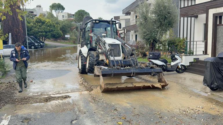Bodrumda sağanak; evin istinat duvarı çöktü, yollar göle döndü