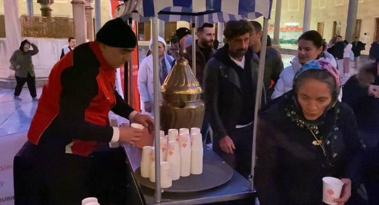 Sultanahmet Camiinde Regaip Kandili dualarla idrak edildi