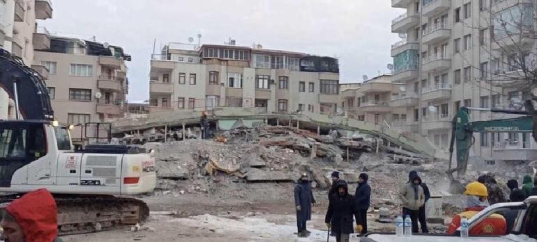 78 kişinin öldüğü Hakimbey Apartmanı davasında 4 sanık ceza aldı, 2 sanığa ise beraat