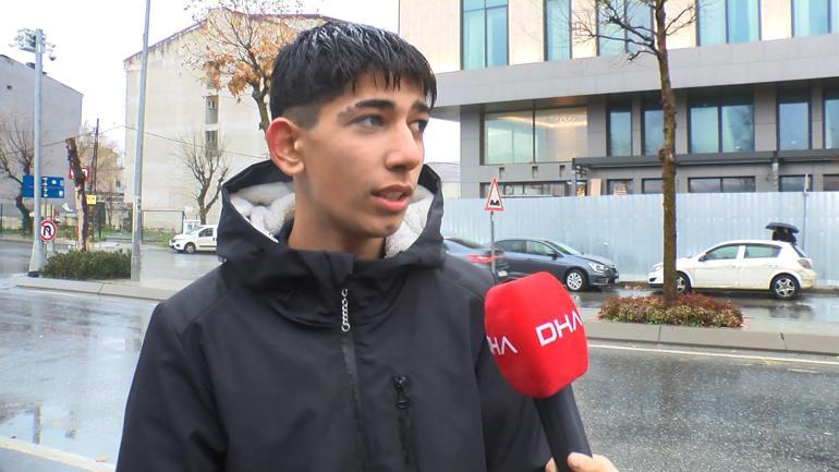 Arnavutköyde okul çıkışı otostopla eve giden öğrencilerden otobüs seferlerinin artırılması talebi