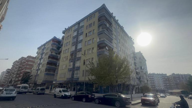 Diyarbakırda bebeğini 4’üncü kattan atan anne, tedavisi için Elazığa sevk edildi