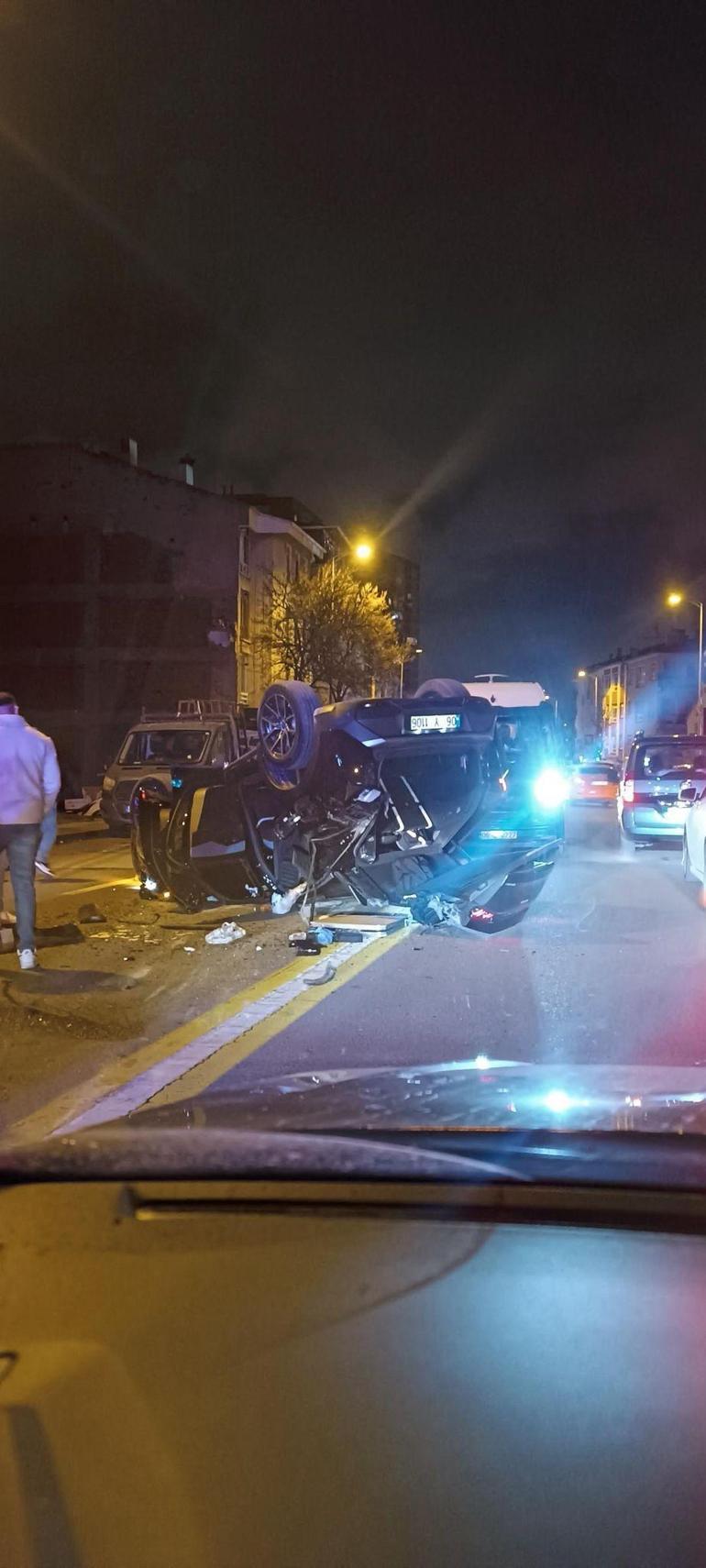 Ankarada iki araca çarpan otomobil, takla attı; 1 yaralı