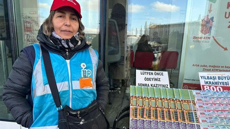 Yılbaşı öncesi Kadıköy’deki Milli Piyango bayilerinde yoğunluk