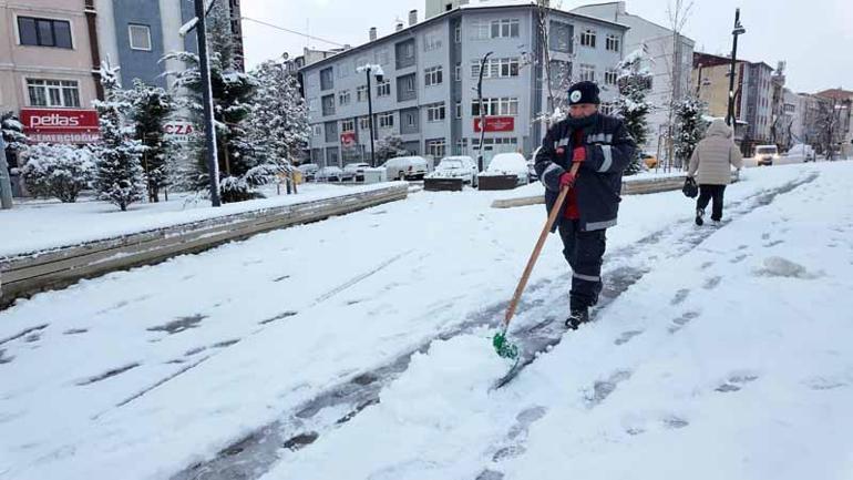 Bolu beyaza büründü