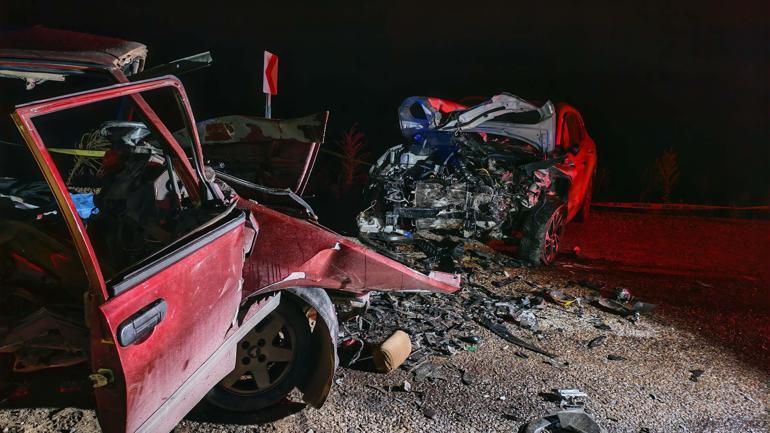 Tahliye edilen babasını almaya giderlerken kazada ölen Mehmet ile amca ve dedesi defnedildi