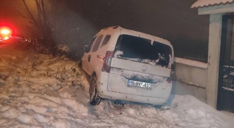 Bursada hafif ticari araç ile otomobil çarpıştı: 7 yaralı