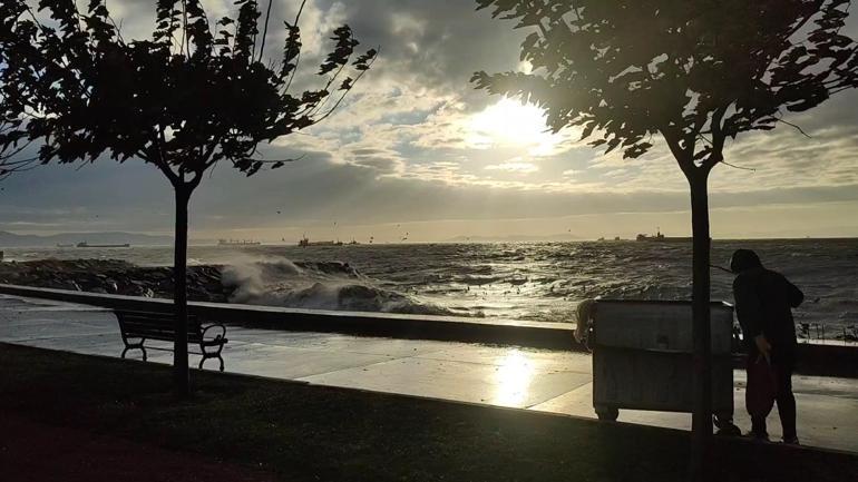 İstanbulda bazı vapur seferleri iptal edildi