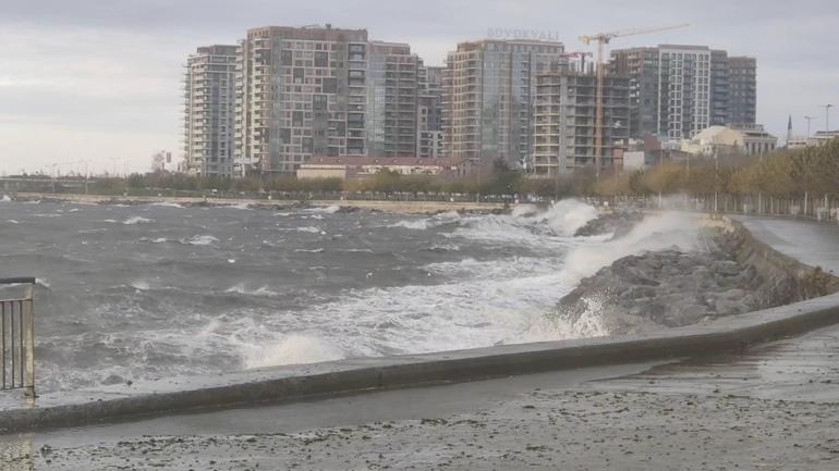 İstanbulda bazı vapur seferleri iptal edildi