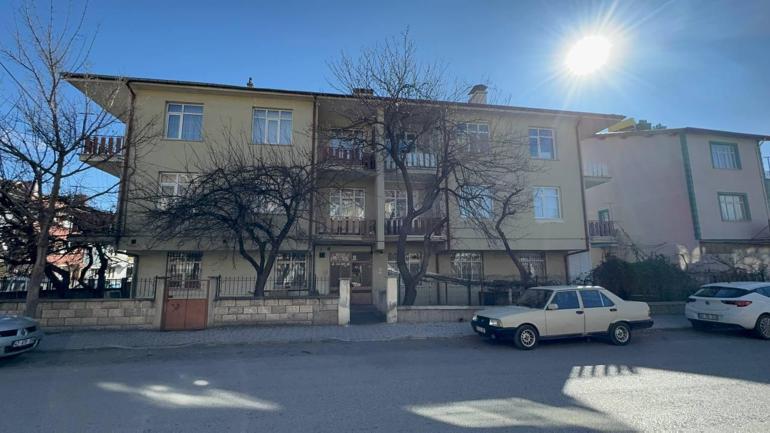 Eşini 25 bıçak darbesiyle öldüren kadın için 24 yıla kadar hapis istemi