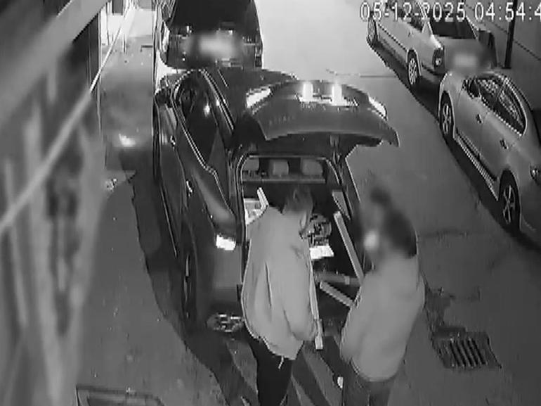 Takip edip, sopayla dövdüler; kar maskeli 4 şüpheli yakalandı